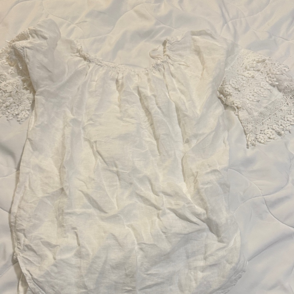 White Lace Sleeve Blouse